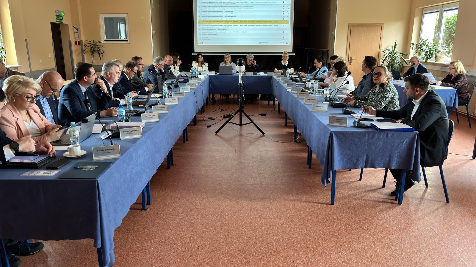 W dniu 24 kwietnia 2025 r. odbyła się XIV sesja Rady Gminy Dobra.