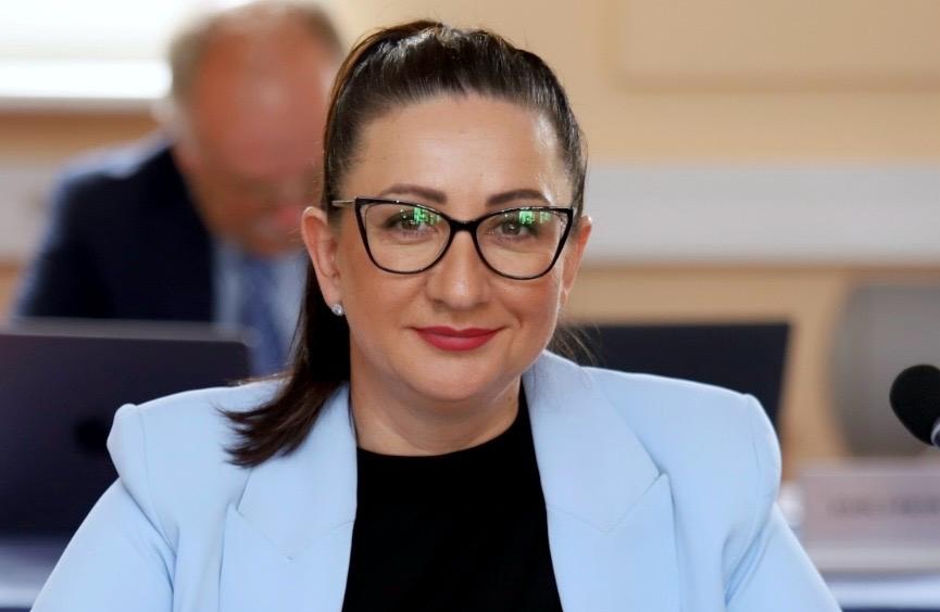 Życzenia Wójt Gminy Dobra Magdaleny Zagrodzkiej z okazji dnia pracownika samorządowego