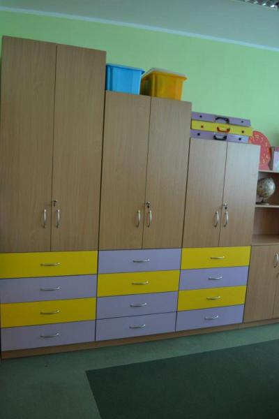 Nowe meble w szkole podstawowej w Dobrej