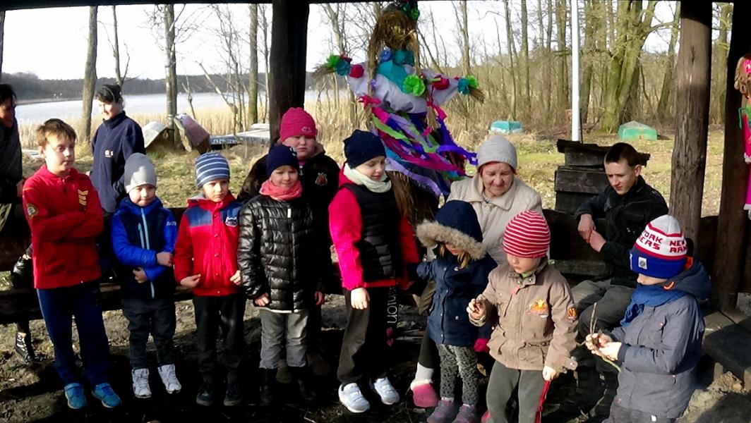 Wiosenne porządkowanie oraz świętowanie w Stolcu