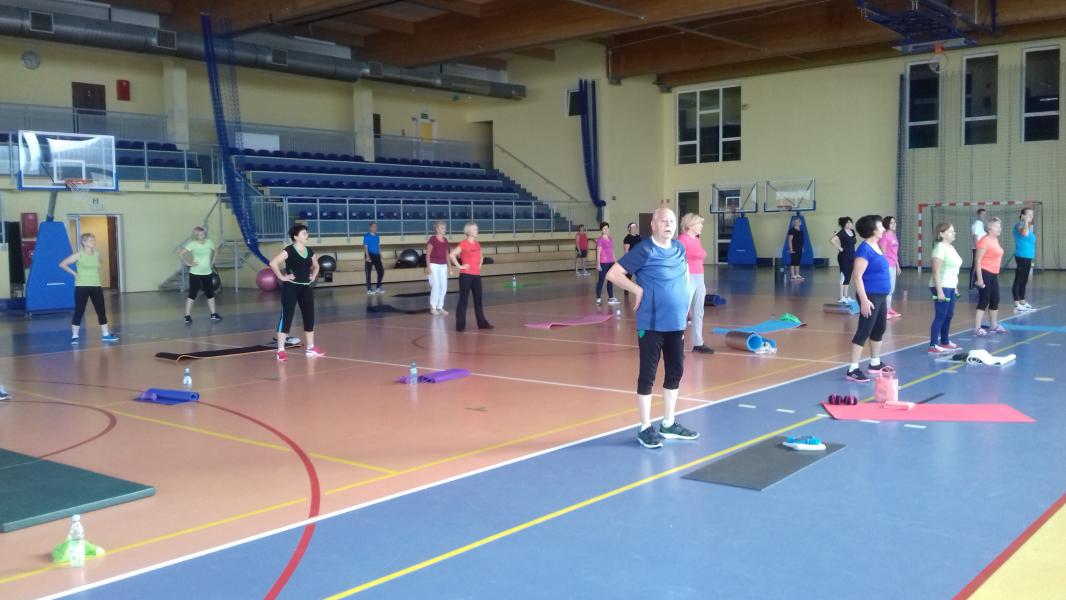 Relacja z zajęć fitness dla 50+
