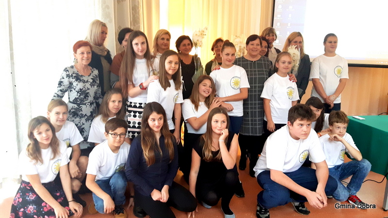 Podsumowanie projektu "Szkolne Kluby Wolontariusza w gminie Dobra"