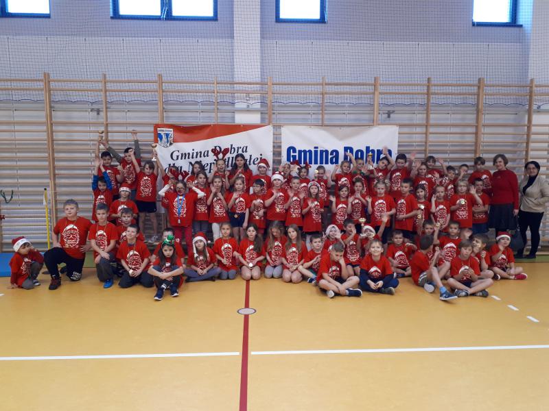 Mikołajki na Sportowo w PSP Dobra – sportowa rywalizacja z św. Mikołajem w tle