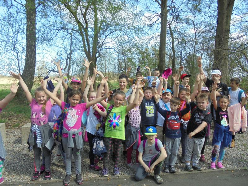 „Dzień Ziemi” – rajd pieszy Rzędziny – Buk
