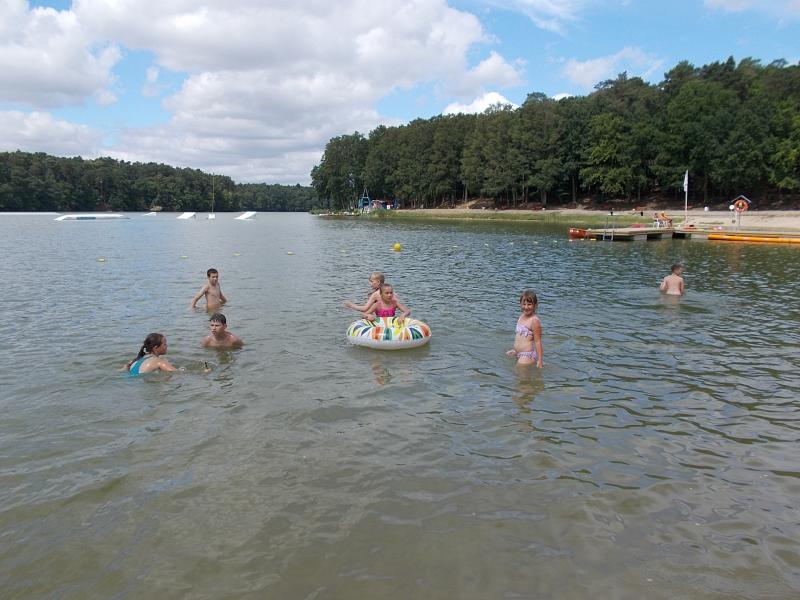 Fotorelacja z wakacyjnych zajęć w Świetlicy Wiejskiej w Grzepnicy