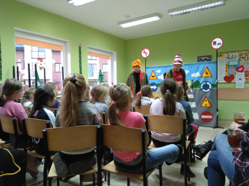 Fotorelacja z warsztatów profilaktyczno – artystycznych w filii GCKiB w Skarbimierzycach