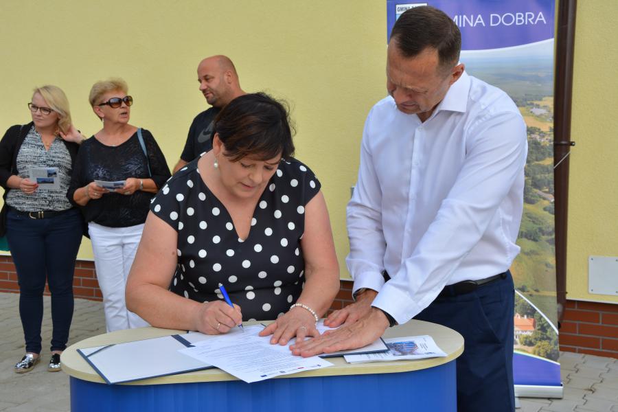Przekazanie hydroforni w Buku
