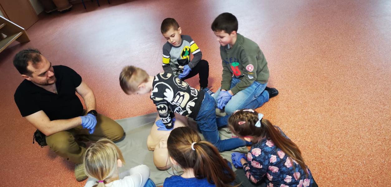 Sprawozdanie z ferii z biblioteki i klubu w Dobrej